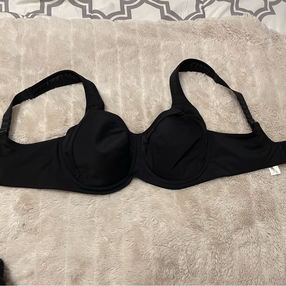 Sports bra - Picture 6 of 15